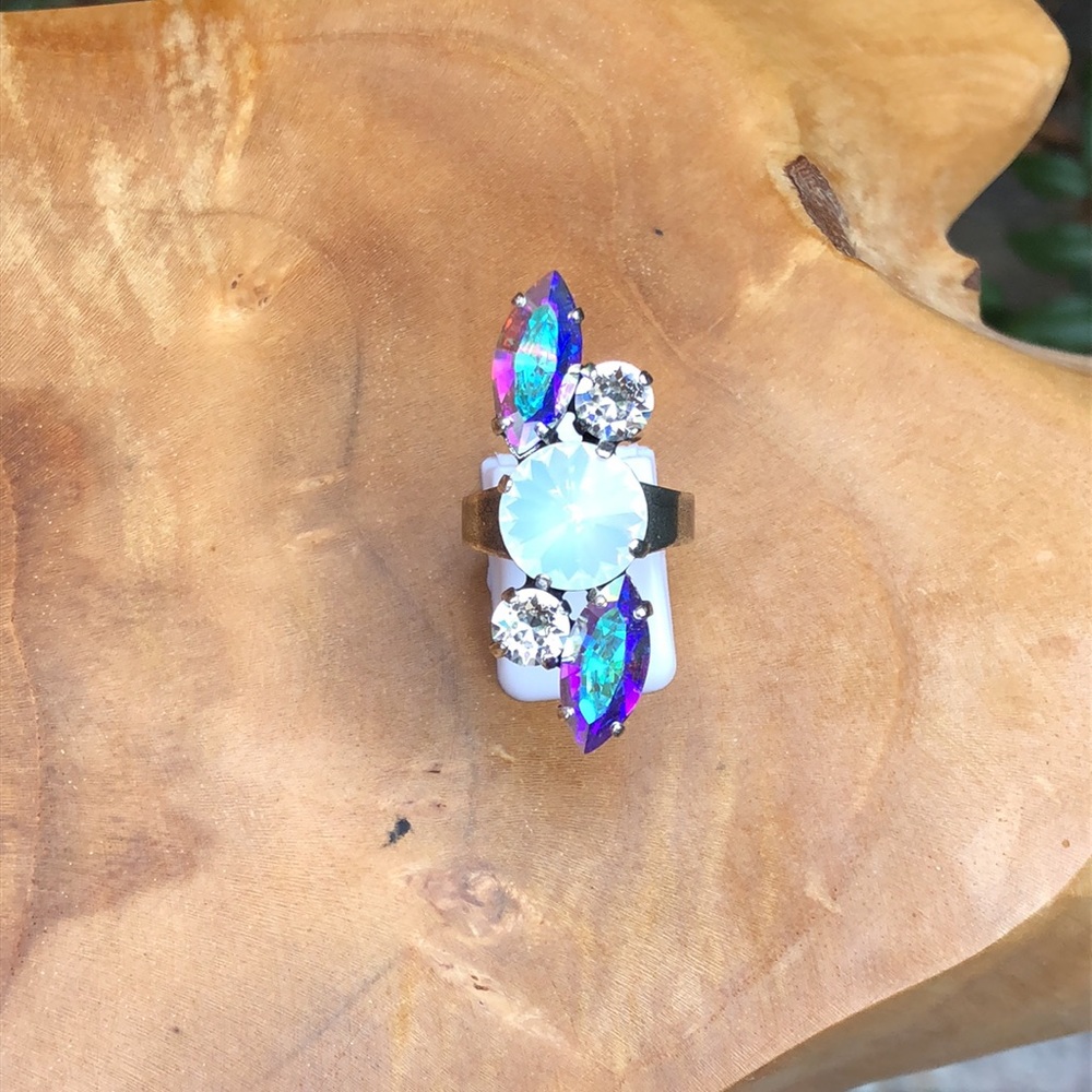 Gorgeous Boho/Tribal Crystal Statement Ring - Picture 8 of 14